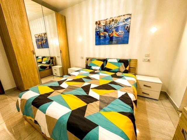 Apartamento Sliema Jacuzzi Flat Exterior foto